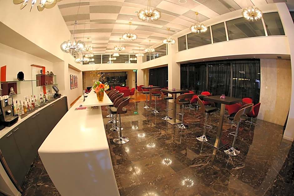 Altius Boutique Hotel