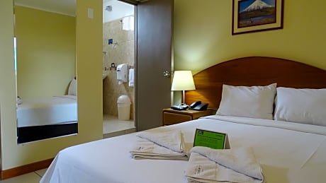 Budget Double Room - 7th Floor