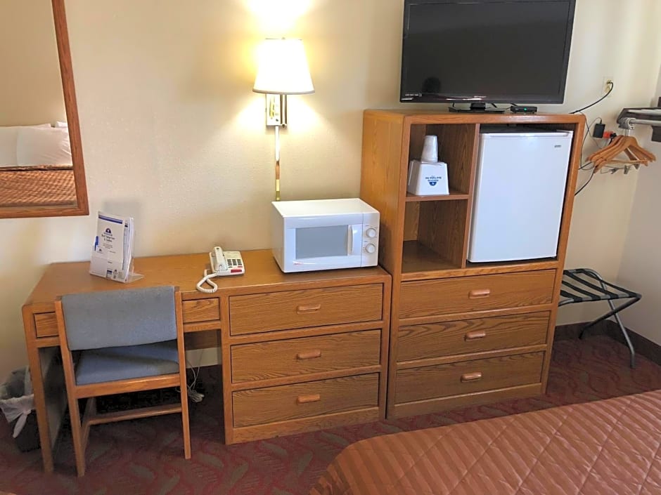Americas Best Value Inn and Suites Sidney