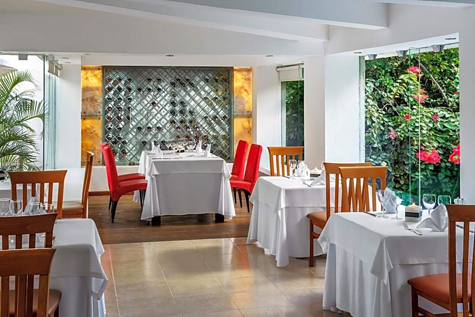 The Reef Playacar Resort & Spa-Optional All Inclusive