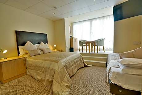 Triple Room with Balcony