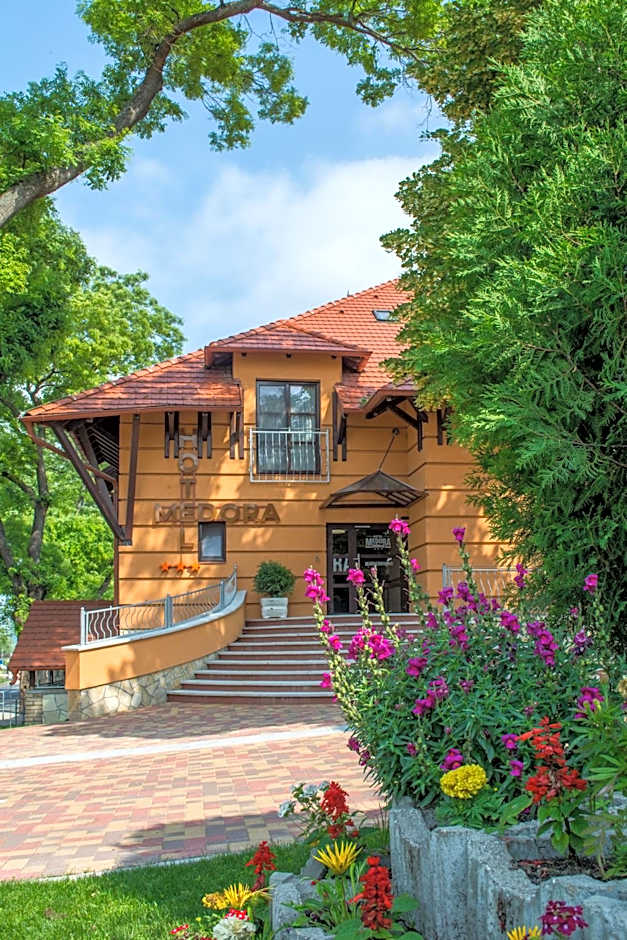 MeDoRa Park - Hotel MeDoRa***