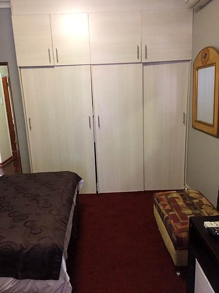 Houghton Guest House
