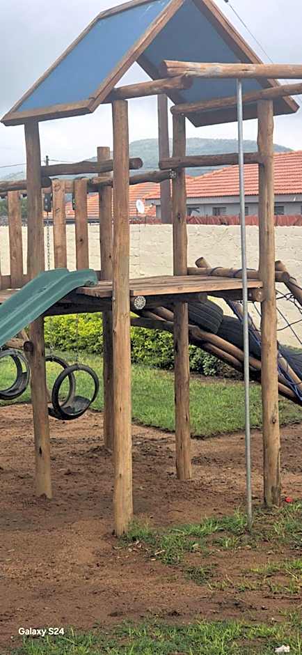 AndriMat Roadside Guest Lodge