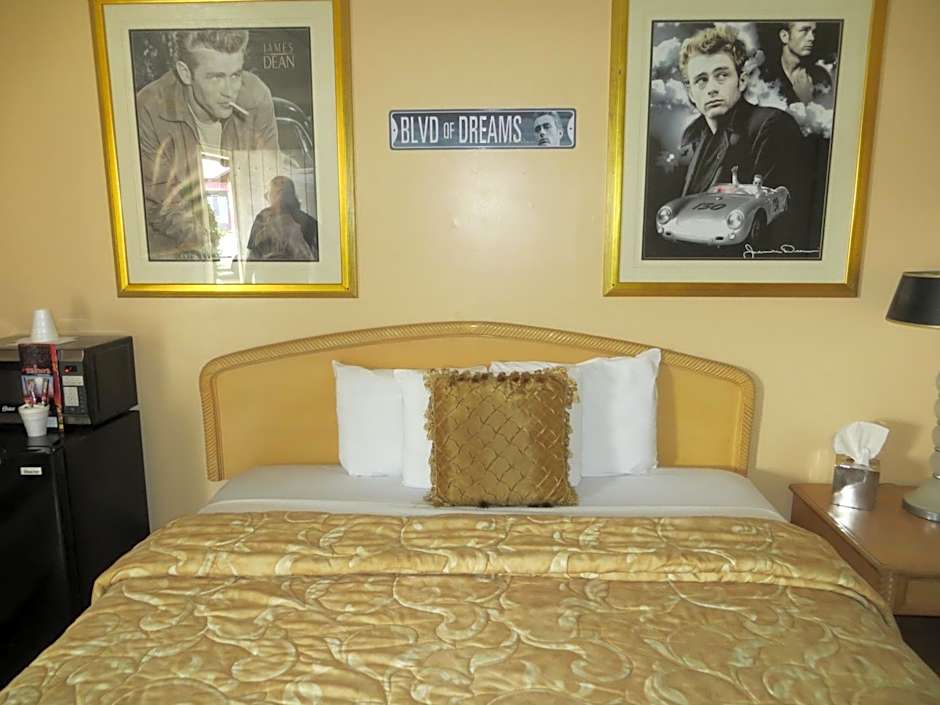 El Trovatore Motel