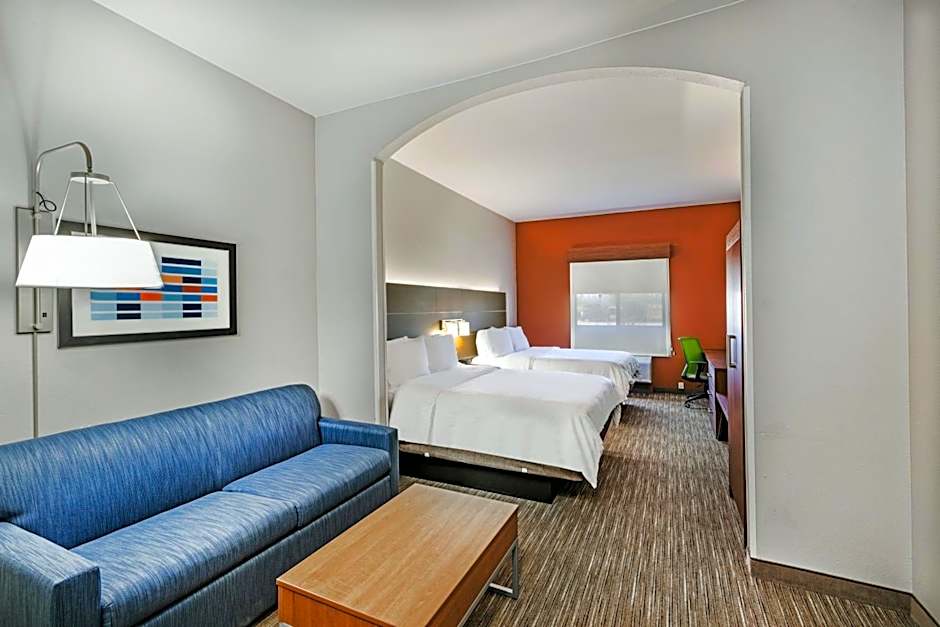 Holiday Inn Express Hotel & Suites Pryor By IHG