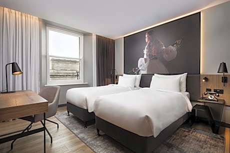 Superior Room - Lime St View
