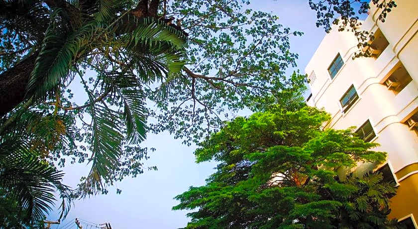 Baan Boonanan Apartment