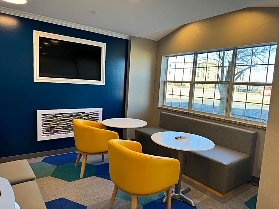 Microtel Inn & Suites By Wyndham Independence