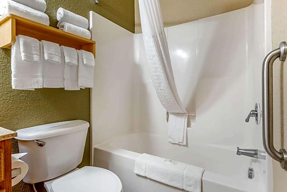 Birch Hill Suites - South Bend