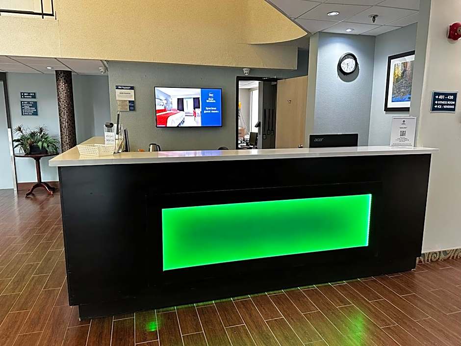 Best Western Little River Inn