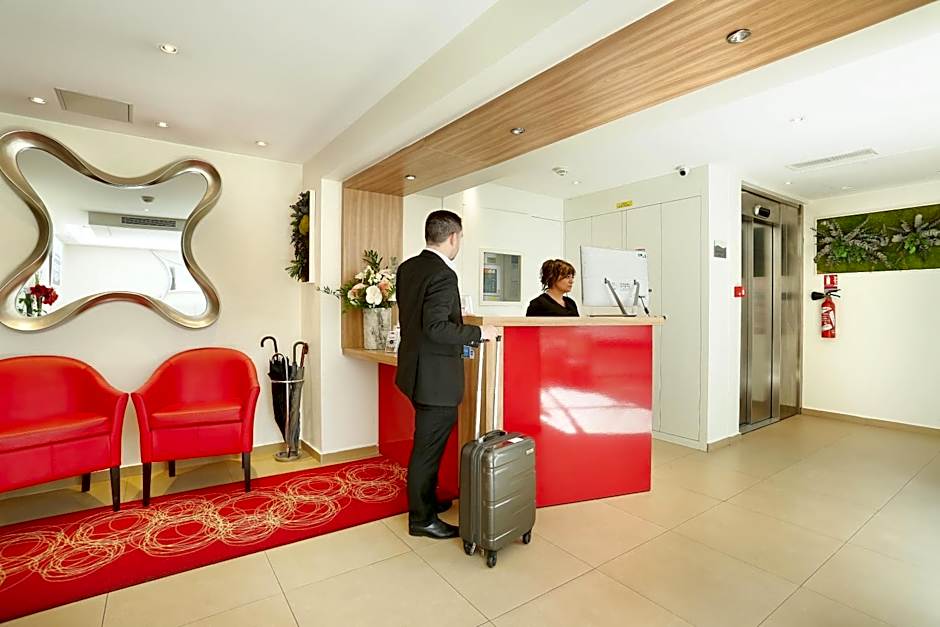 Le Grand Hotel De Normandie