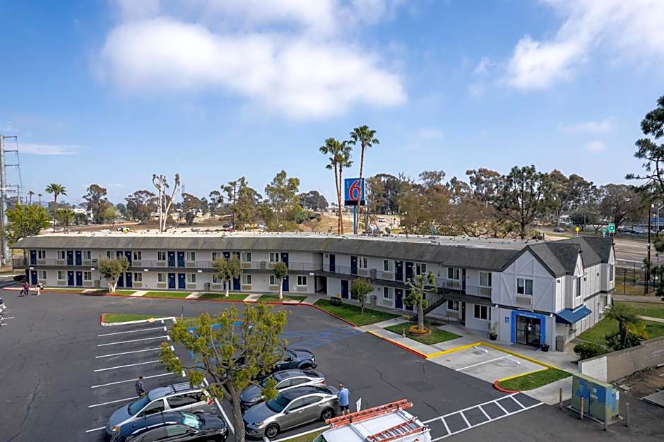 Motel 6-San Diego, CA - North