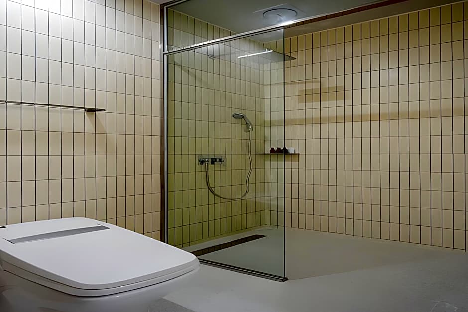 Hound Garden&Terrace Hotel