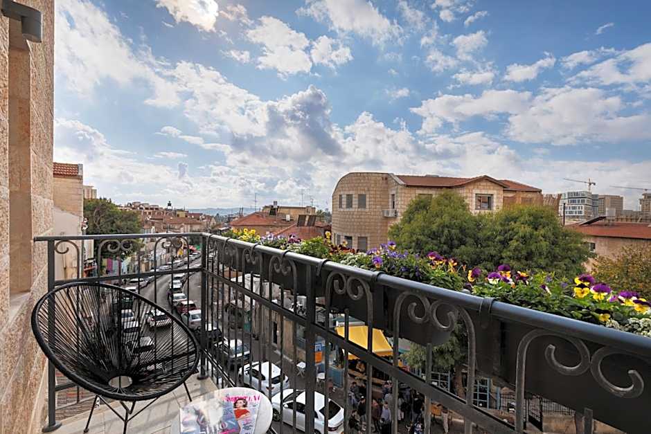 Villa Albi - Machne Yehuda Hotel
