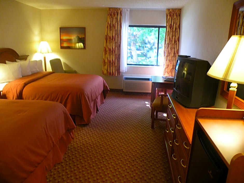 Airport Plaza Hotel