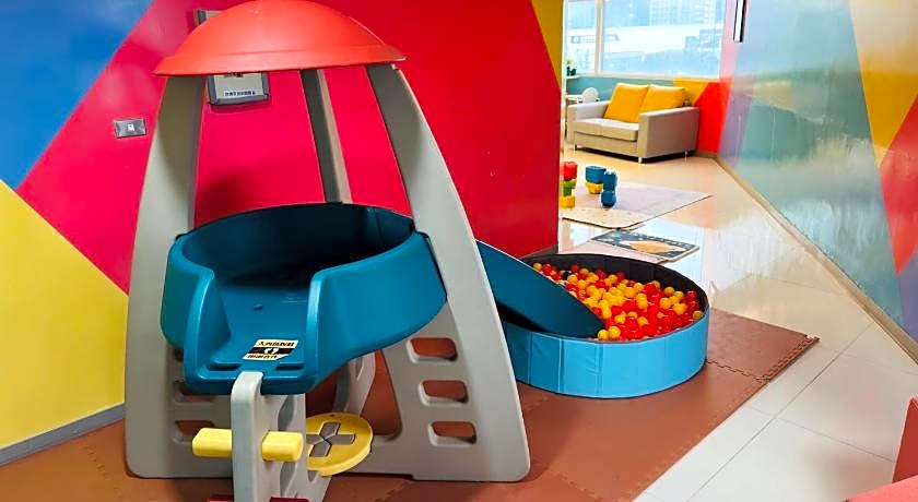 Click Hotel - Taipei Main station branch