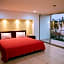 Ramada by Wyndham Acapulco Hotel & Suites