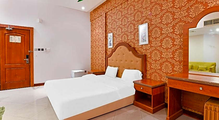 OYO 118 Revira Hotel