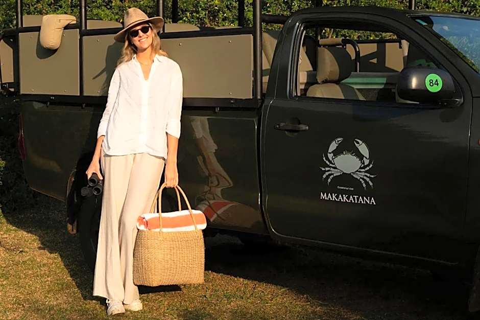 Makakatana Bay Lodge