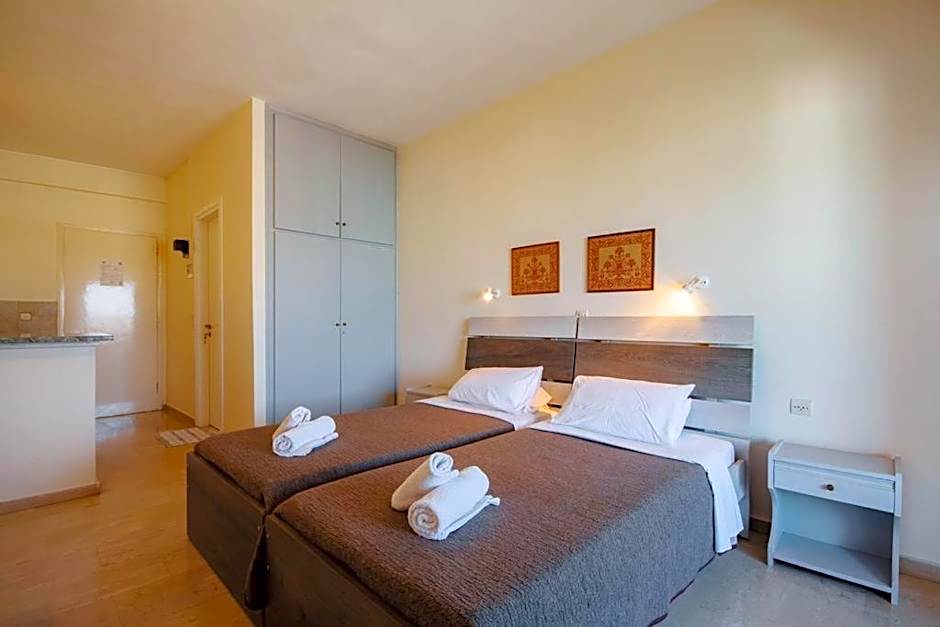 Villa Rosa Apartments