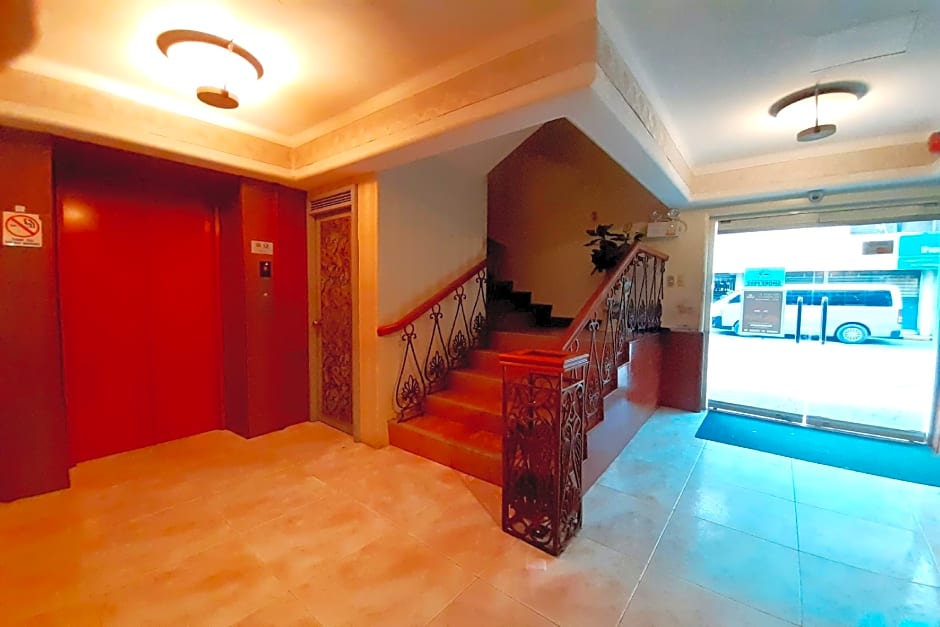 Palladium Suites Hotel