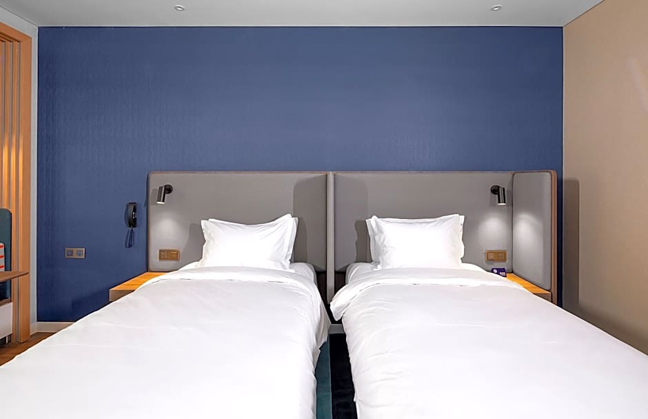 Holiday Inn Express Shanghai Chongming By IHG