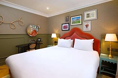 George Walton King Room