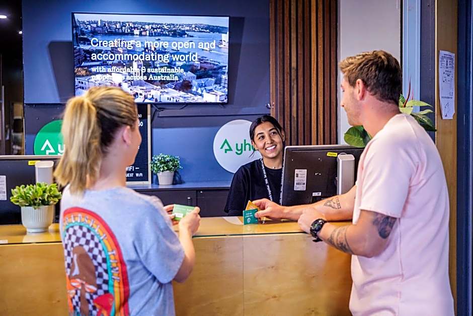 YHA Melbourne Central