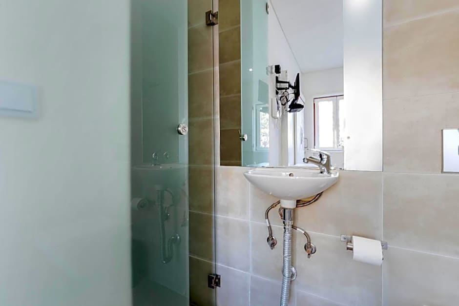 RENT4REST LISBON DOWNTOWN TINY STUDIO Apartments