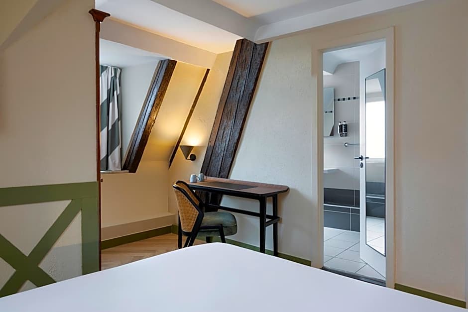 Hôtel de l'Europe by HappyCulture