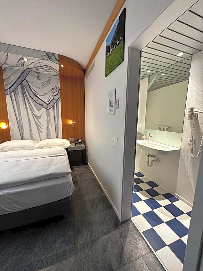 Albergo Carcani by Ketty & Tommy