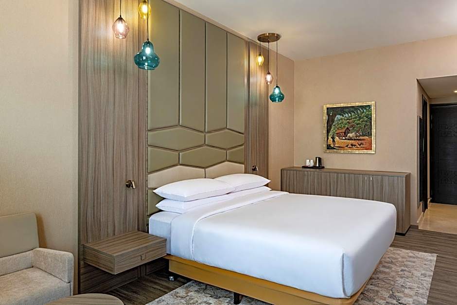 Four Points by Sheraton Production City, Dubai