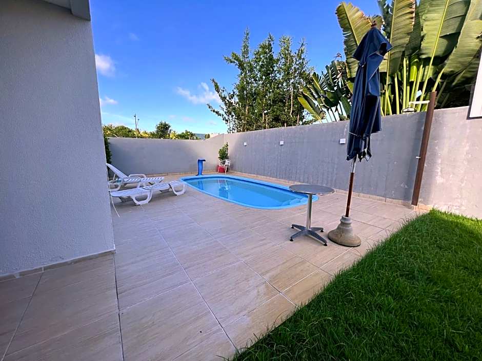 casa de praia com piscina para famílias