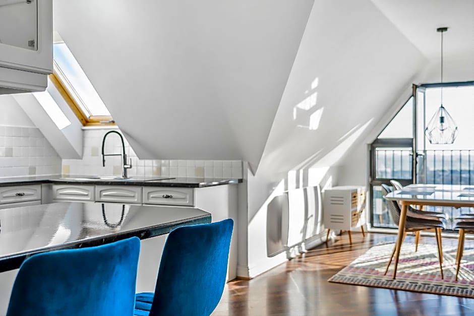 Pochin House Collections