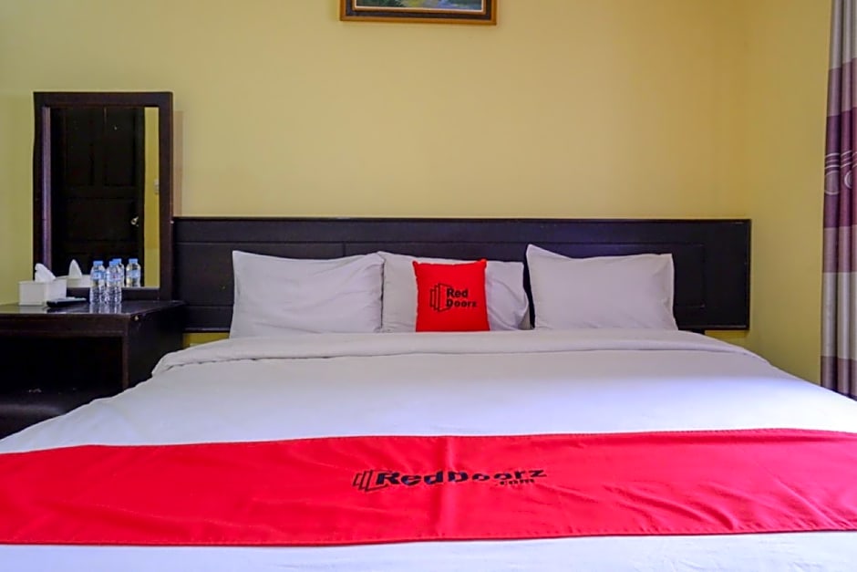 RedDoorz near Citraland Waterpark Kendari