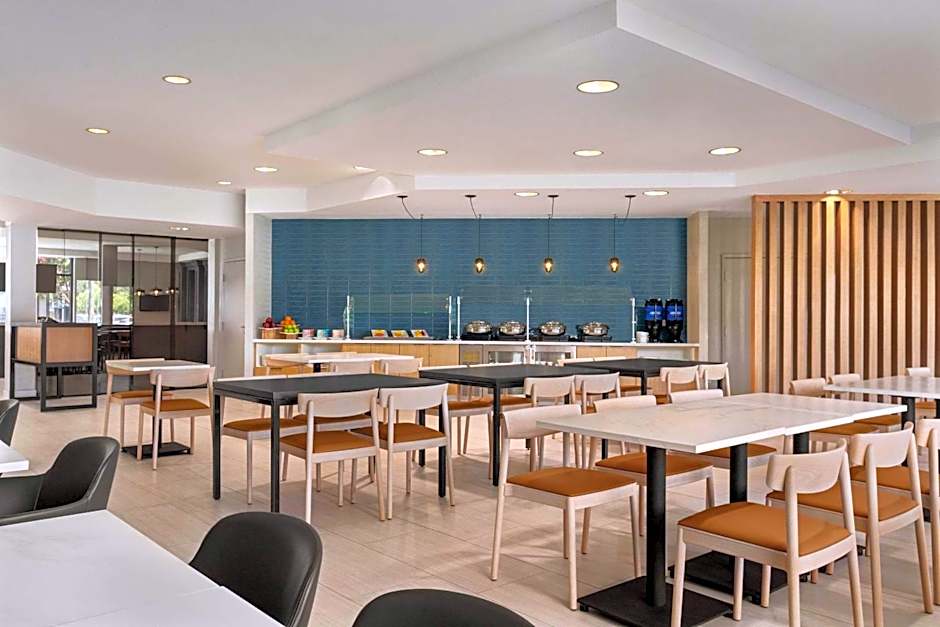 Radisson Hotel Sunnyvale - Silicon Valley