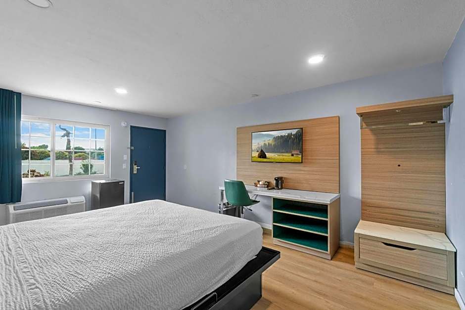 Travelodge by Wyndham Fairplex Pomona