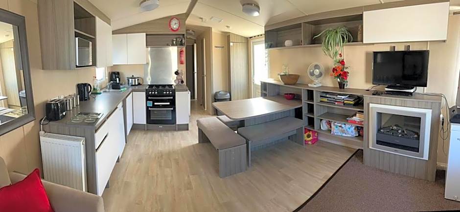 Lido Beach Caravan