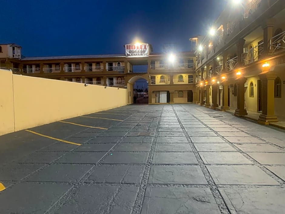 Hotel Los Arcos