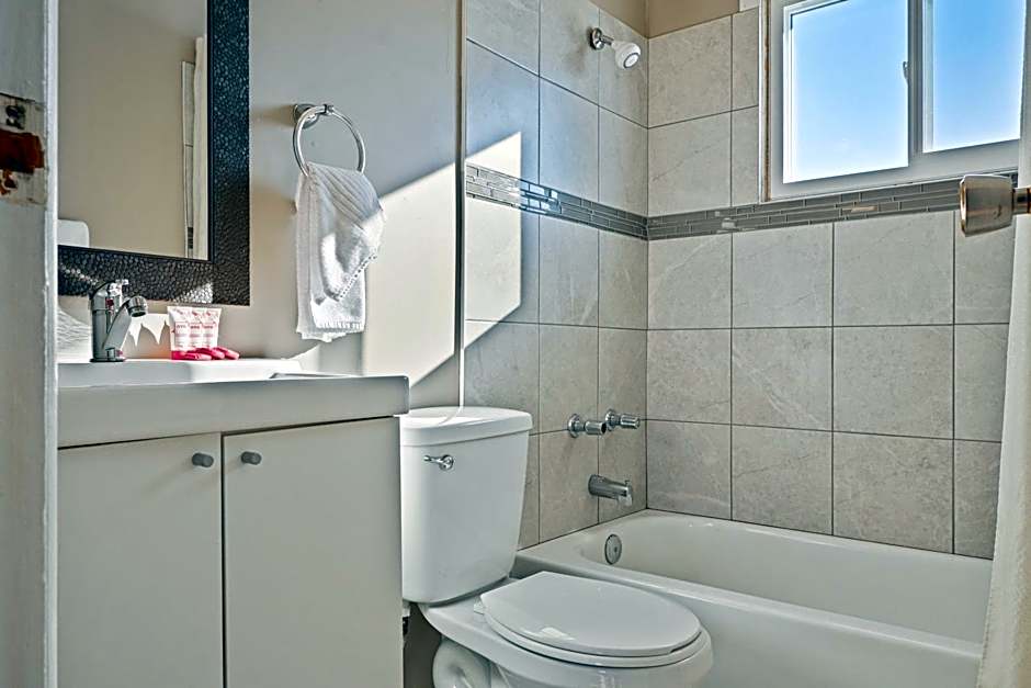 Hotel Bethel - Fort MacLeod, AB