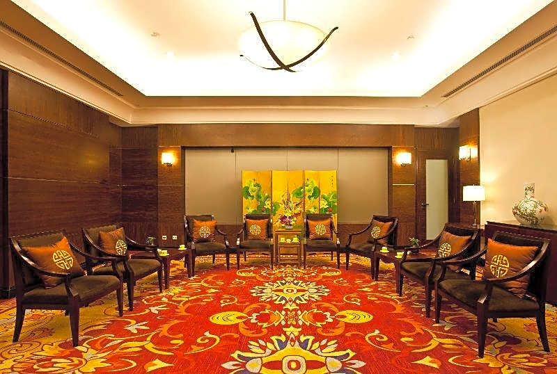 Zhongwei Green Lake Hotel Kunming