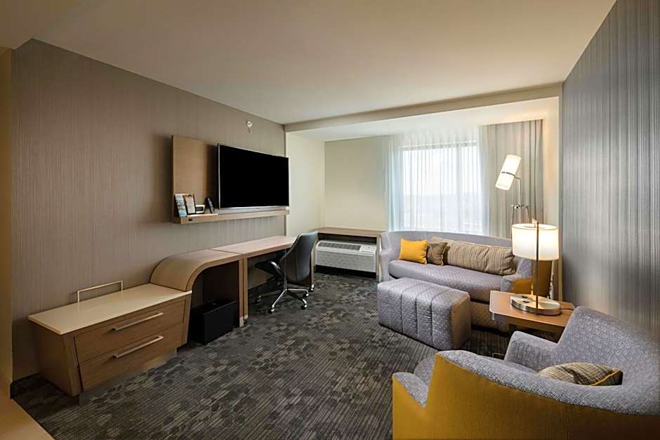 Courtyard by Marriott Russellville