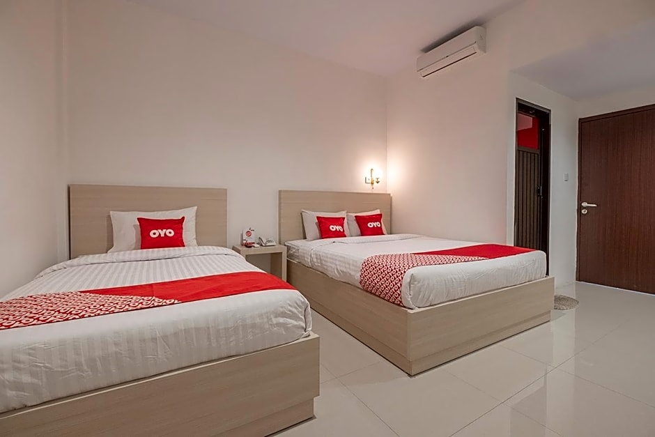 OYO 1633 Hotel Darma Nusantara 3