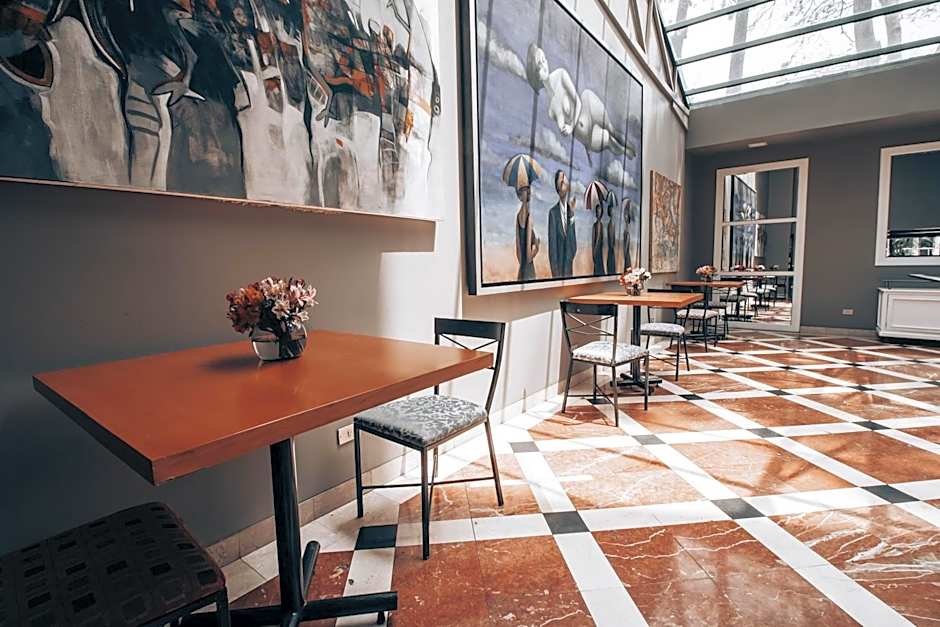 Suites del Bosque Hotel