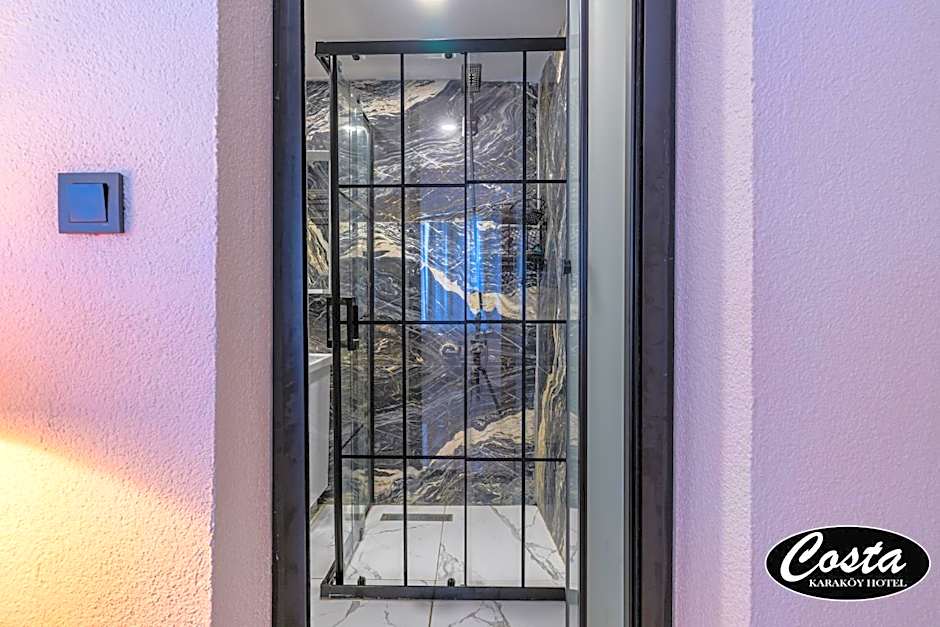 Costa Karakoy Hotel