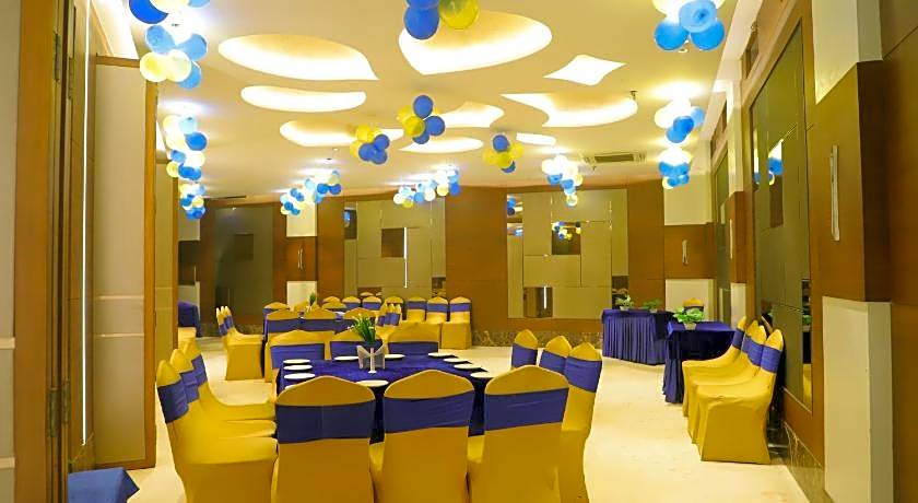 Hotel Maple Grand