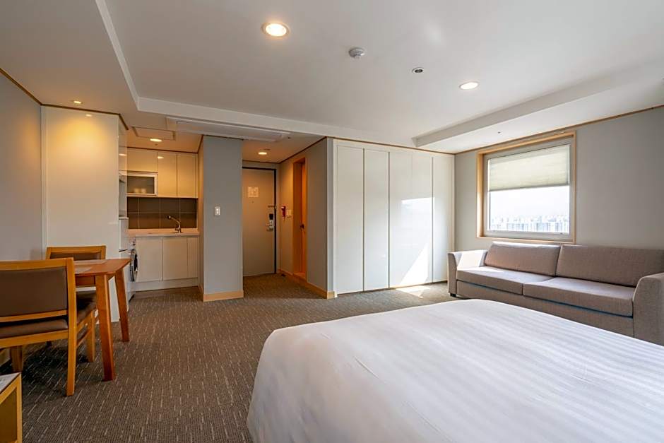 Toyoko Inn Daejeon Government Complex in front