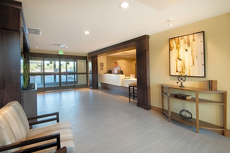 Staybridge Suites Scottsdale - Talking Stick By IHG
