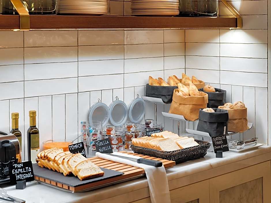 H10 Puerta de Alcala